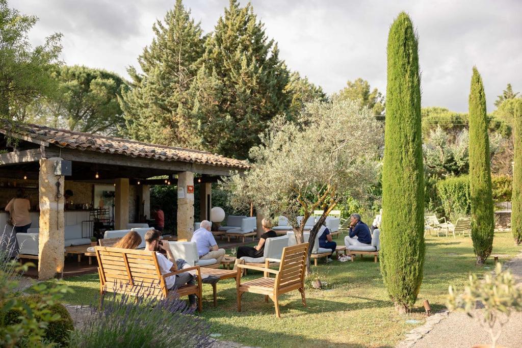 Hotel La Ferme De La Huppe Gordes Exterior foto